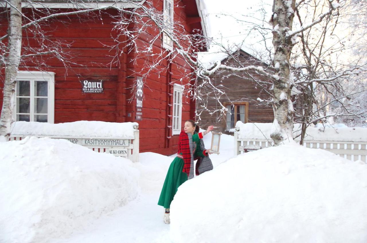 Lauri Historical Log House Manor Hotel Rovaniemi Exterior foto