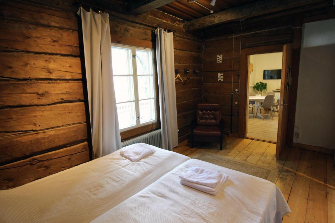 Lauri Historical Log House Manor Hotel Rovaniemi Exterior foto