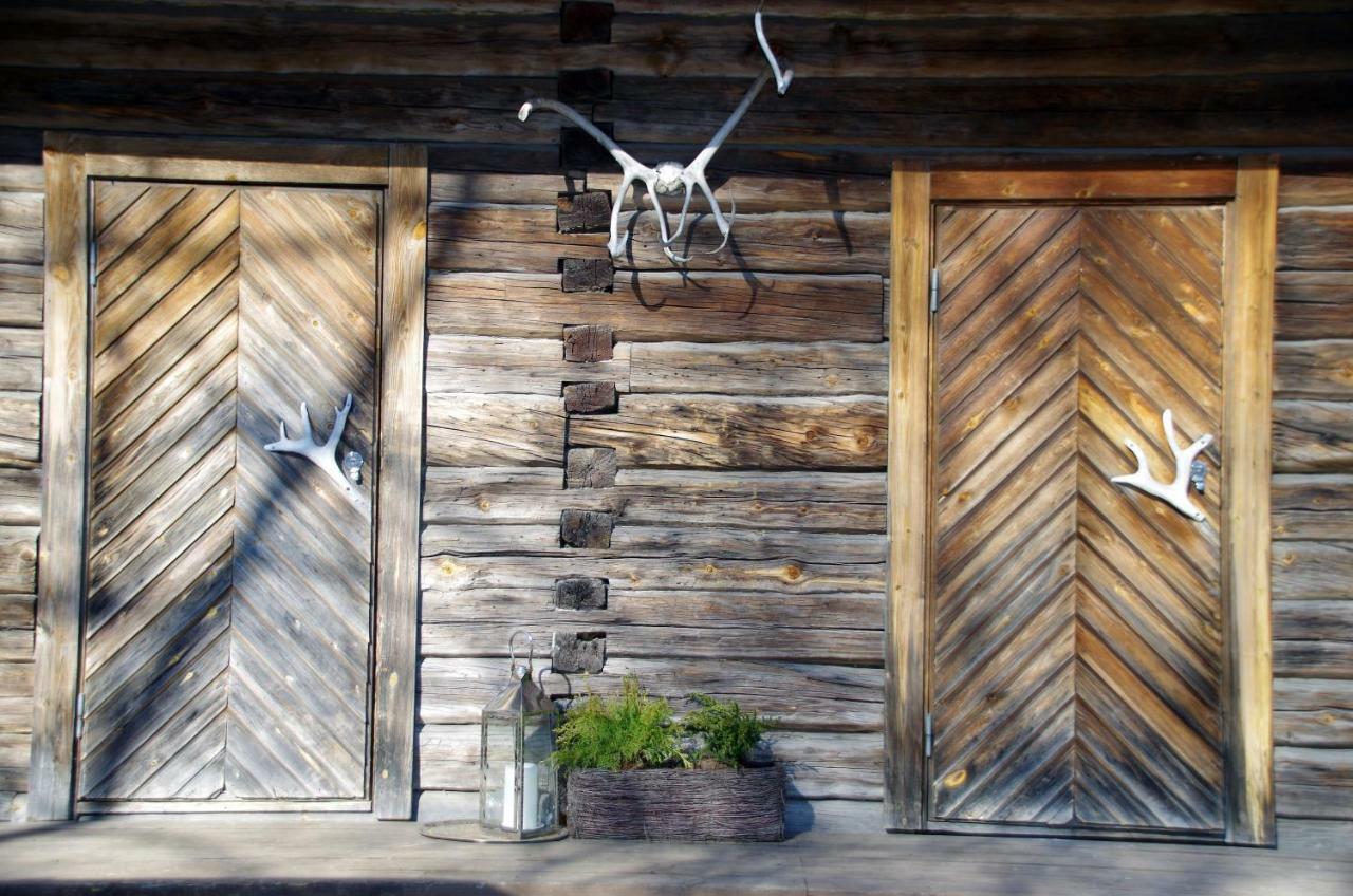 Lauri Historical Log House Manor Hotel Rovaniemi Exterior foto