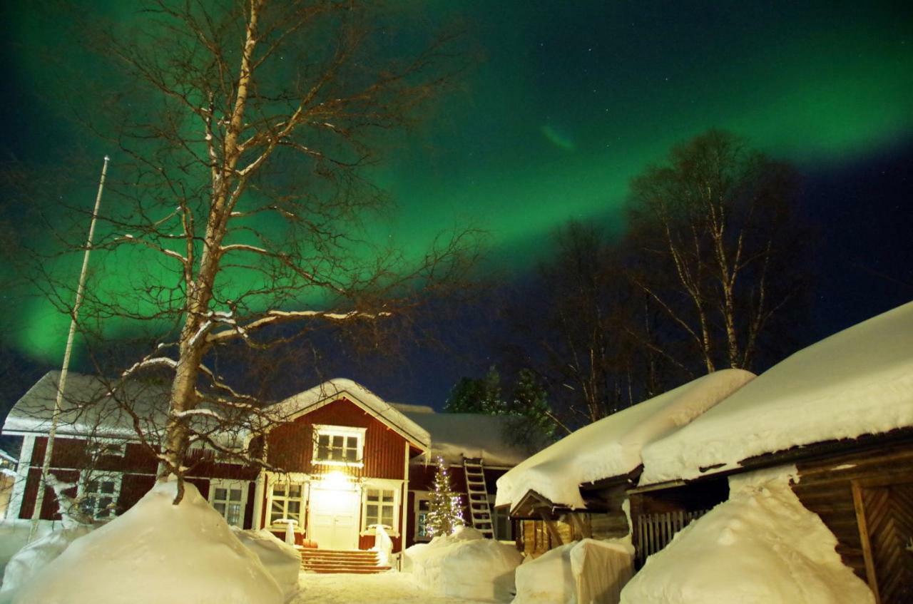 Lauri Historical Log House Manor Hotel Rovaniemi Exterior foto