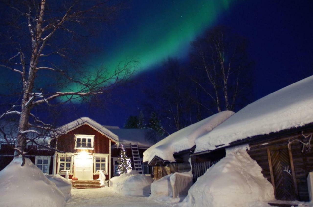 Lauri Historical Log House Manor Hotel Rovaniemi Exterior foto