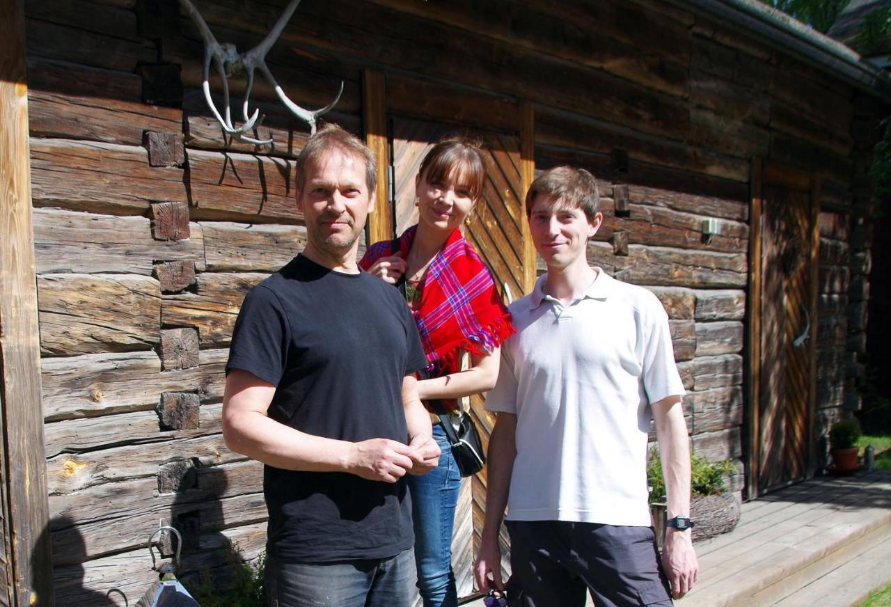 Lauri Historical Log House Manor Hotel Rovaniemi Exterior foto